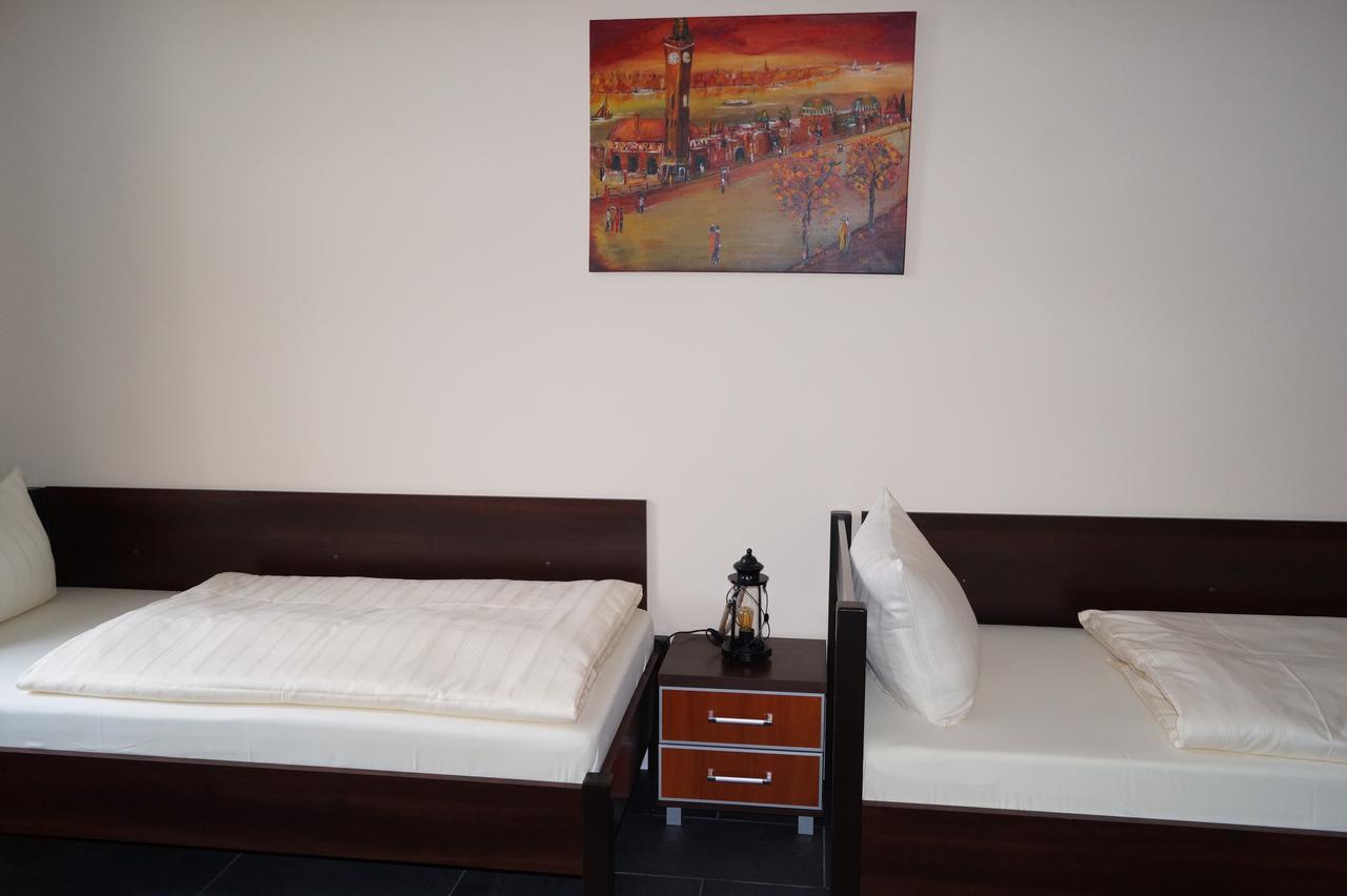 Hotel MY-BED Hamburg Exterior foto
