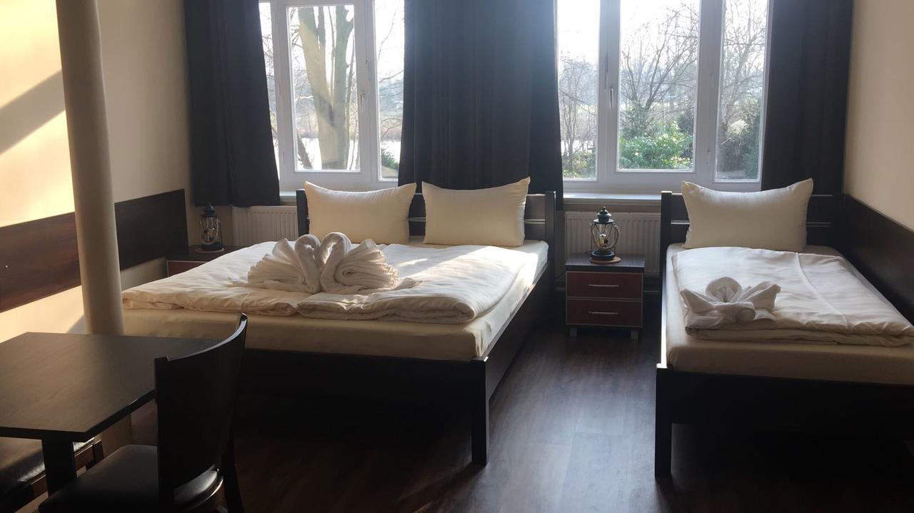 Hotel MY-BED Hamburg Exterior foto